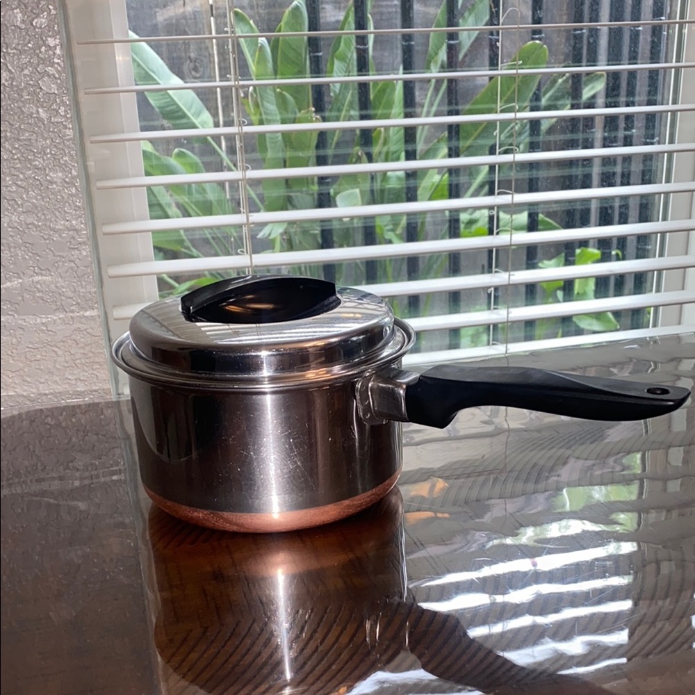 Ekcoware stainless steel pan with lid copper bottom
